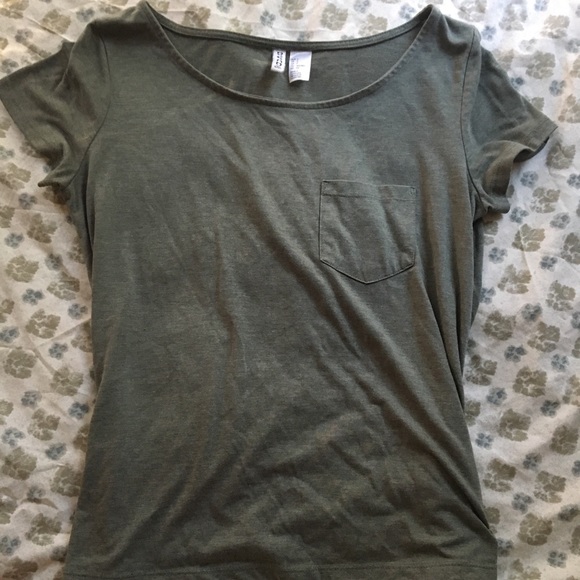 h&m divided basic t shirt